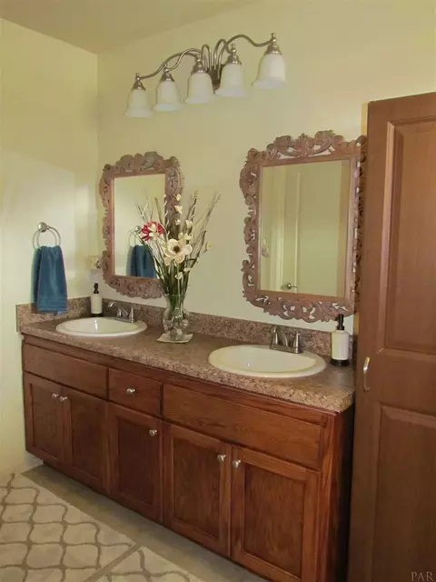 646 Hanley Downs Dr, Cantonment, FL 32533 photo 34