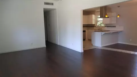 6330 Park Ave, Milton, FL 32570 photo 2