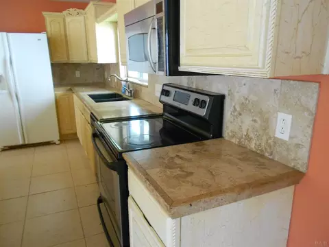 7362 Bain Dr, Milton, FL 32583 photo 9