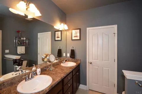 5865 Rustic Ridge Cir, Milton, FL 32570 photo 16
