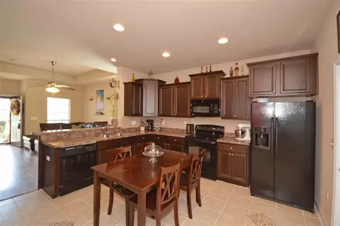 5865 Rustic Ridge Cir, Milton, FL 32570 photo 9