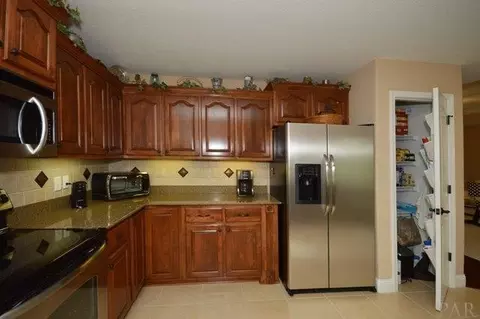 6135 Cedar Tree Dr, Milton, FL 32570 photo 12