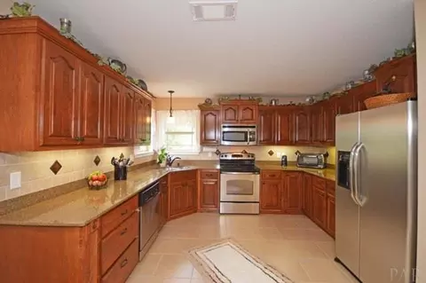 6135 Cedar Tree Dr, Milton, FL 32570 photo 10