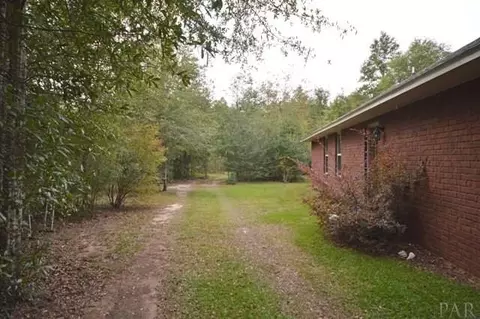 6135 Cedar Tree Dr, Milton, FL 32570 photo 40