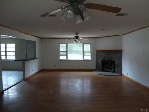 6458 Oakcrest Rd, Milton, FL 32570 photo 5