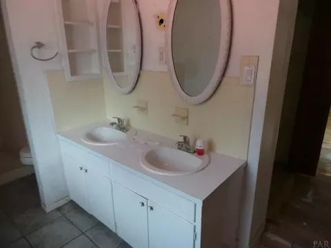 6458 Oakcrest Rd, Milton, FL 32570 photo 16