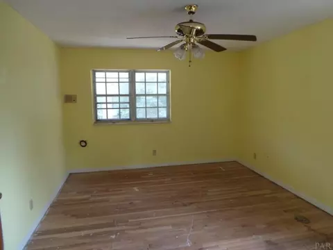 6458 Oakcrest Rd, Milton, FL 32570 photo 14