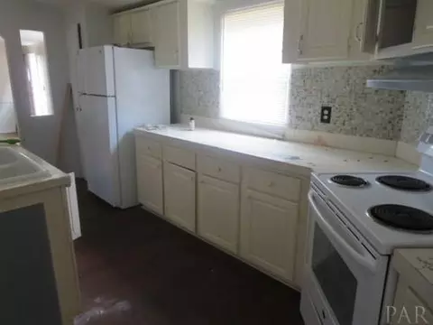 6790 Trammel Dr, Milton, FL 32570 photo 5