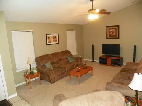 5583 Chantilly Cir, Milton, FL 32583 photo 6