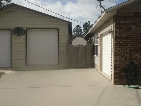 1883 Grassy Rd, Milton, FL 32571 photo 2