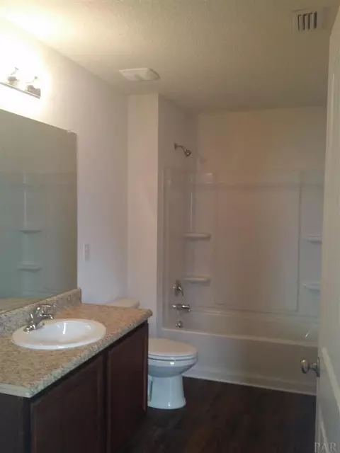 5877 Little Leaf Ct, Milton, FL 32570 photo 14