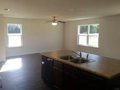 5877 Little Leaf Ct, Milton, FL 32570 photo 7