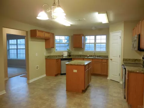 7025 Jacobsview Ln, Milton, FL 32570 photo 9