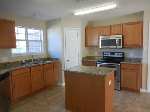 7025 Jacobsview Ln, Milton, FL 32570 photo 7