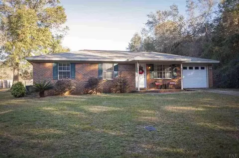 5718 Doris St, Milton, FL 32570 photo 1