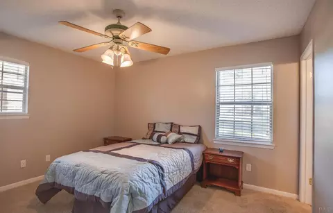 5718 Doris St, Milton, FL 32570 photo 8