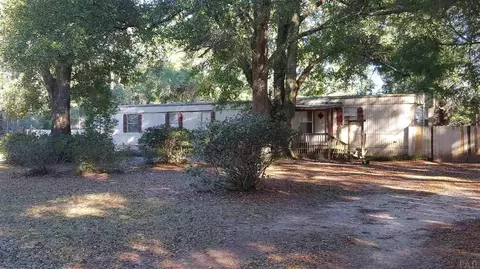 4850 Mayo Cir, Pace, FL 32571 photo 2