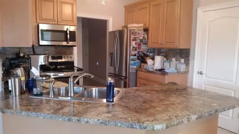 3886 Throne Ct, Milton, FL 32583 photo 3