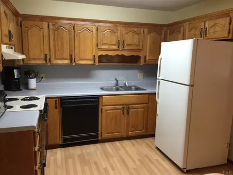 4517 Amblewood Ct, Pace, FL 32571 photo 9