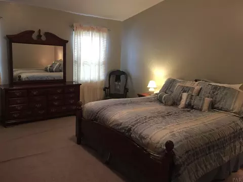 4517 Amblewood Ct, Pace, FL 32571 photo 16