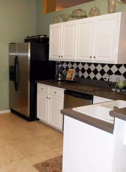 2423 Pine Forest Rd, Cantonment, FL 32533 photo 9
