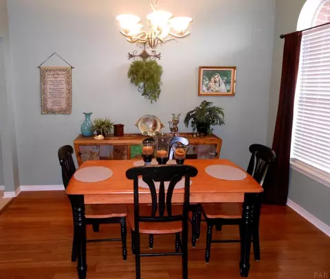 2423 Pine Forest Rd, Cantonment, FL 32533 photo 12