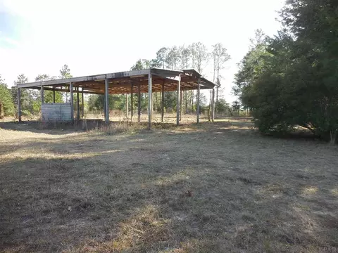 4748 Douglas Dr, Milton, FL 32583 photo 5