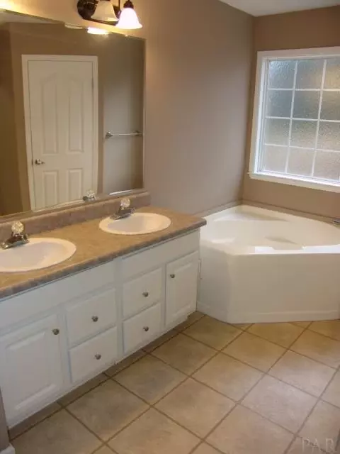 9649 Redland Rd, Milton, FL 32583 photo 17