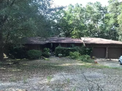 7618 Lakeside Dr, Milton, FL 32583 photo 1