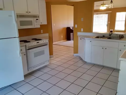 7305 Copter Ln, Milton, FL 32570 photo 6