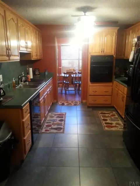 4705 Briaroak Dr, Pace, FL 32571 photo 9