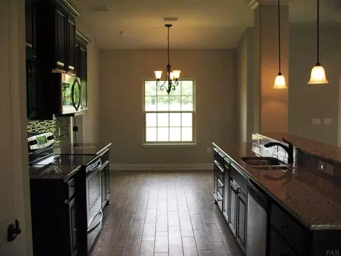 9201 Iron Gate Blvd, Milton, FL 32570 photo 15