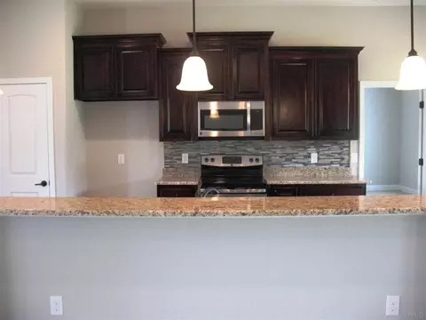 9201 Iron Gate Blvd, Milton, FL 32570 photo 6
