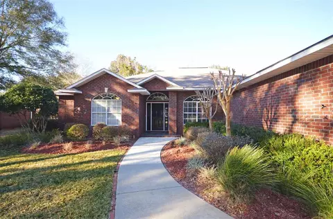 2992 Greystone Dr, Pace, FL 32571 photo 2