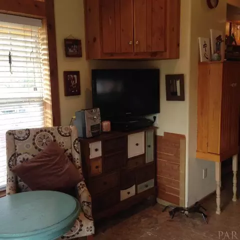 9802 Redland Rd, Milton, FL 32583 photo 16