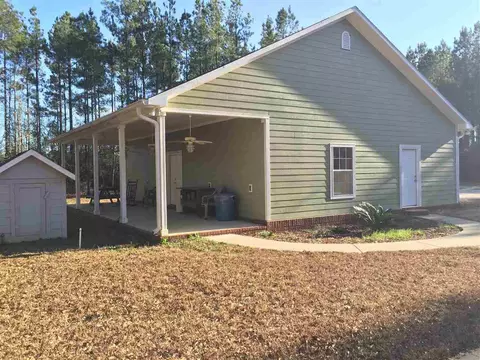 2786 Segrest Rd, Pace, FL 32571 photo 4