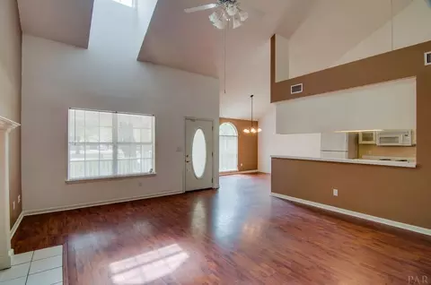 6110 Cheyenne Dr, Milton, FL 32570 photo 5
