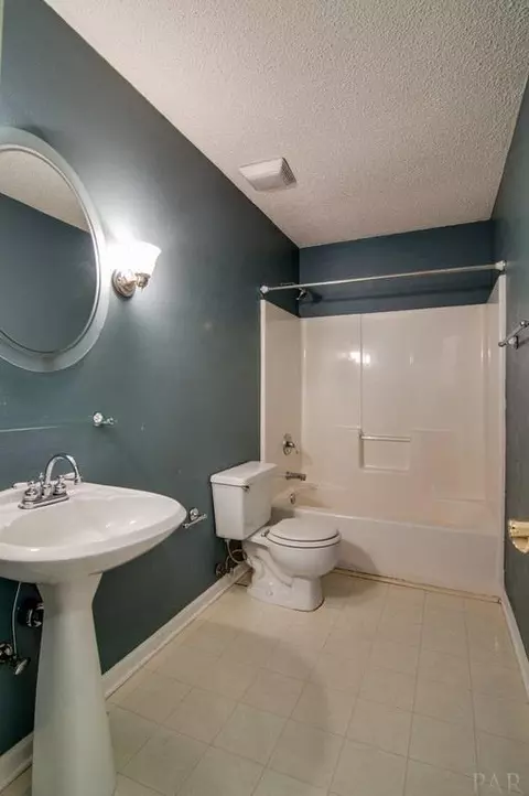 6110 Cheyenne Dr, Milton, FL 32570 photo 12