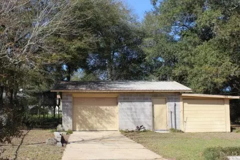 6570 Oakcrest Rd, Milton, FL 32570 photo 4