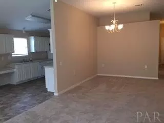 2377 Bur Oak Dr, Cantonment, FL 32533 photo 4