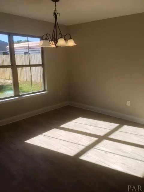 5565 Bellview Ct, Milton, FL 32583 photo 7