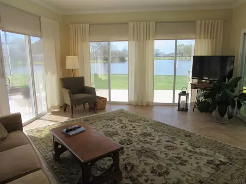 5661 Sandstone Dr, Pace, FL 32571 photo 9