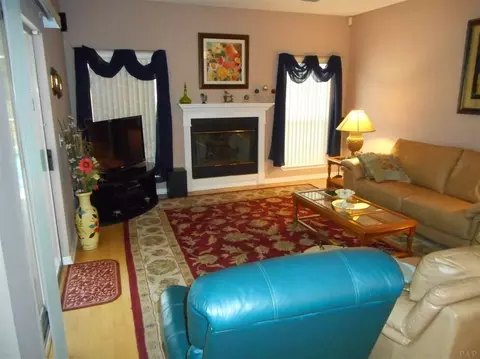 3014 Pine Valley Dr, Pace, FL 32571 photo 6