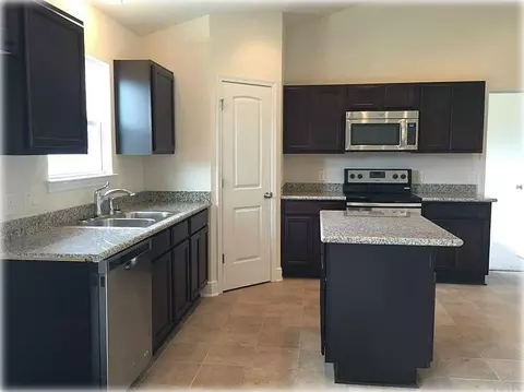 5667 Cane Syrup Cir, Pace, FL 32571 photo 6