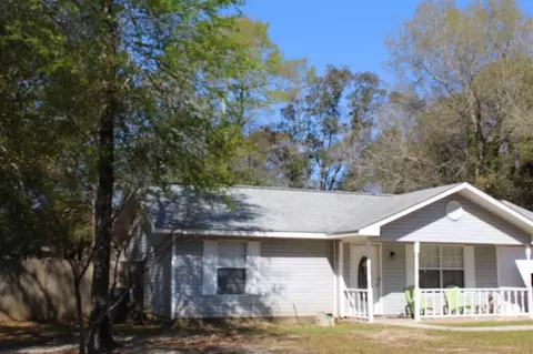 5863 Locust St, Milton, FL 32570 photo 6