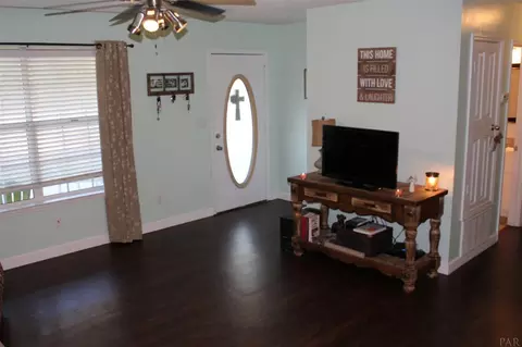 5863 Locust St, Milton, FL 32570 photo 47