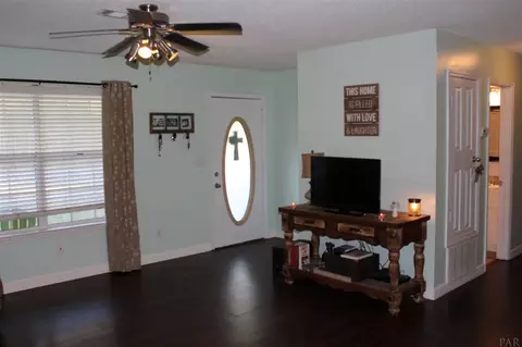 5863 Locust St, Milton, FL 32570 photo 48