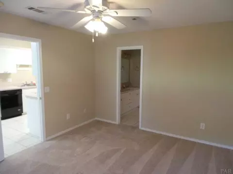 5574 Chantilly Cir, Milton, FL 32583 photo 16