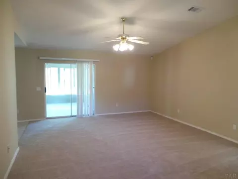 5574 Chantilly Cir, Milton, FL 32583 photo 5