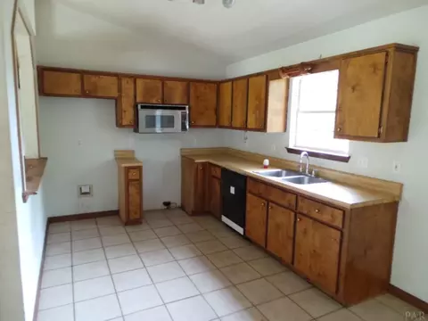 1220 Tate Rd, Cantonment, FL 32533 photo 6